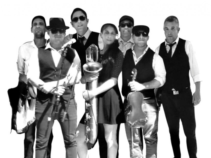 ENTRE SEVILLANAS - FRANCOTIRADORES